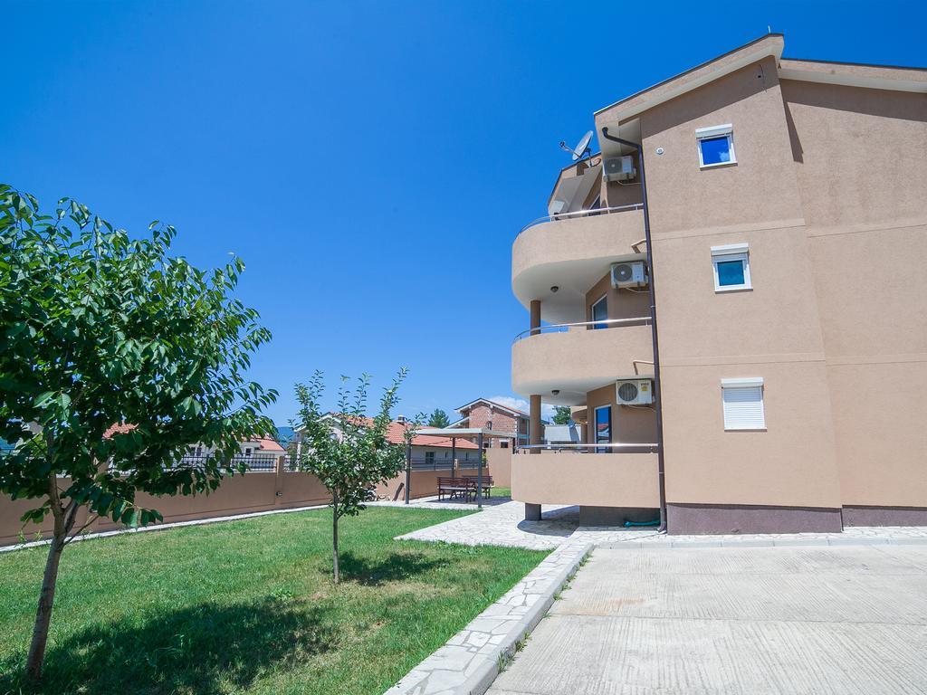 Apartments Urban Wild Cattaro Esterno foto
